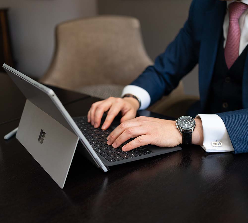 reframe-laptop
